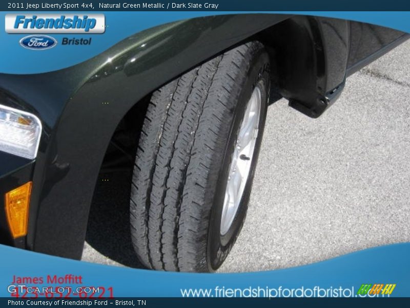 Natural Green Metallic / Dark Slate Gray 2011 Jeep Liberty Sport 4x4
