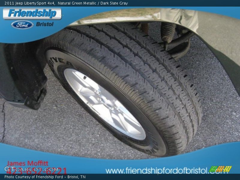 Natural Green Metallic / Dark Slate Gray 2011 Jeep Liberty Sport 4x4
