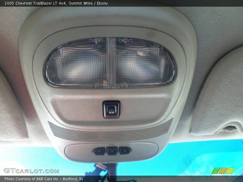 Summit White / Ebony 2005 Chevrolet TrailBlazer LT 4x4