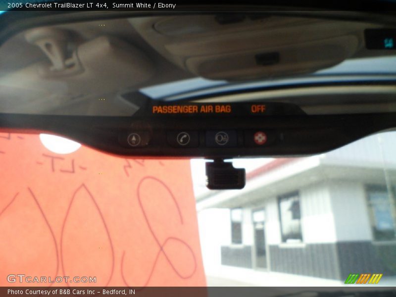 Summit White / Ebony 2005 Chevrolet TrailBlazer LT 4x4
