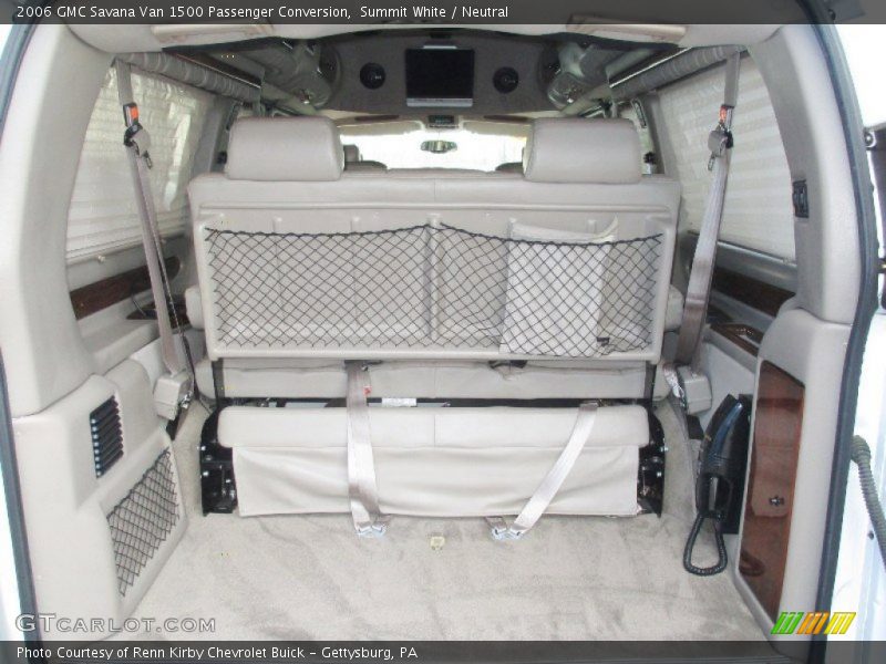  2006 Savana Van 1500 Passenger Conversion Trunk