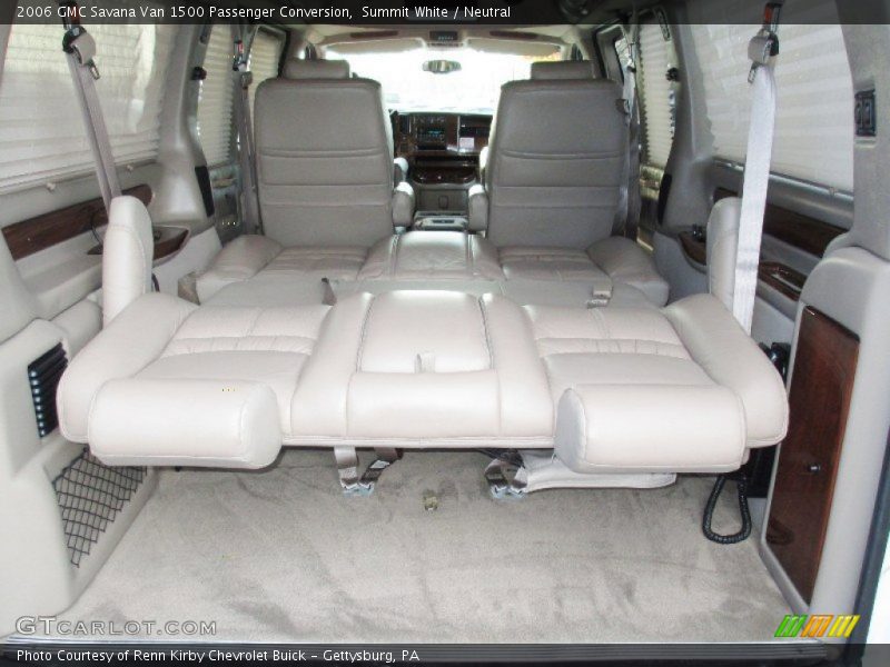  2006 Savana Van 1500 Passenger Conversion Trunk
