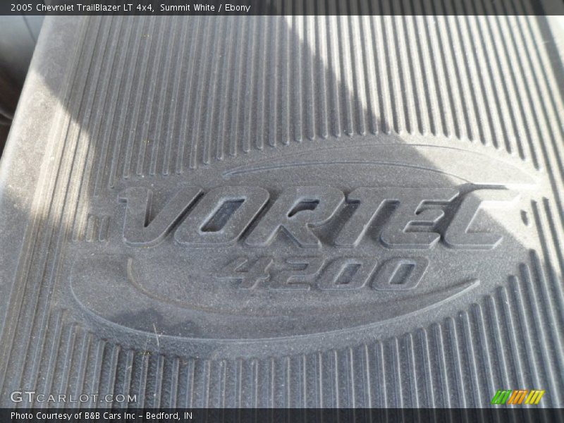 Summit White / Ebony 2005 Chevrolet TrailBlazer LT 4x4