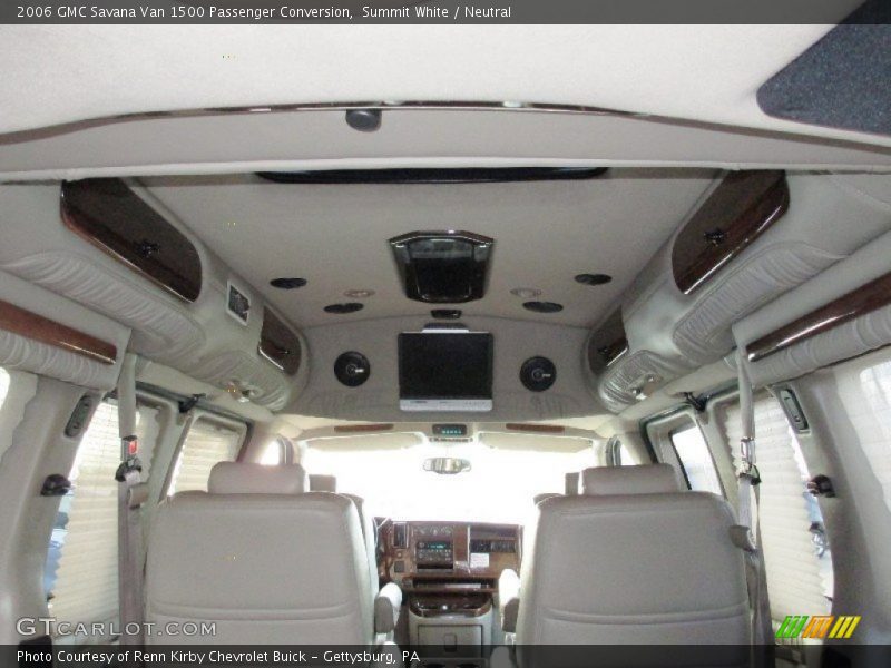  2006 Savana Van 1500 Passenger Conversion Neutral Interior