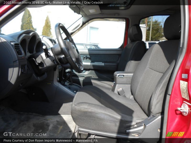 Molten Lava Metallic / Gray Celadon 2002 Nissan Xterra SE V6 SC 4x4