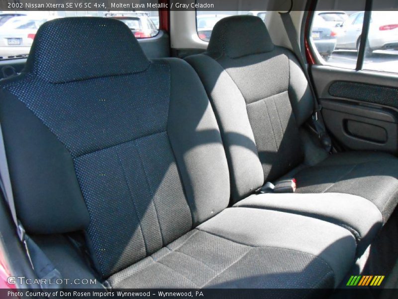 Molten Lava Metallic / Gray Celadon 2002 Nissan Xterra SE V6 SC 4x4