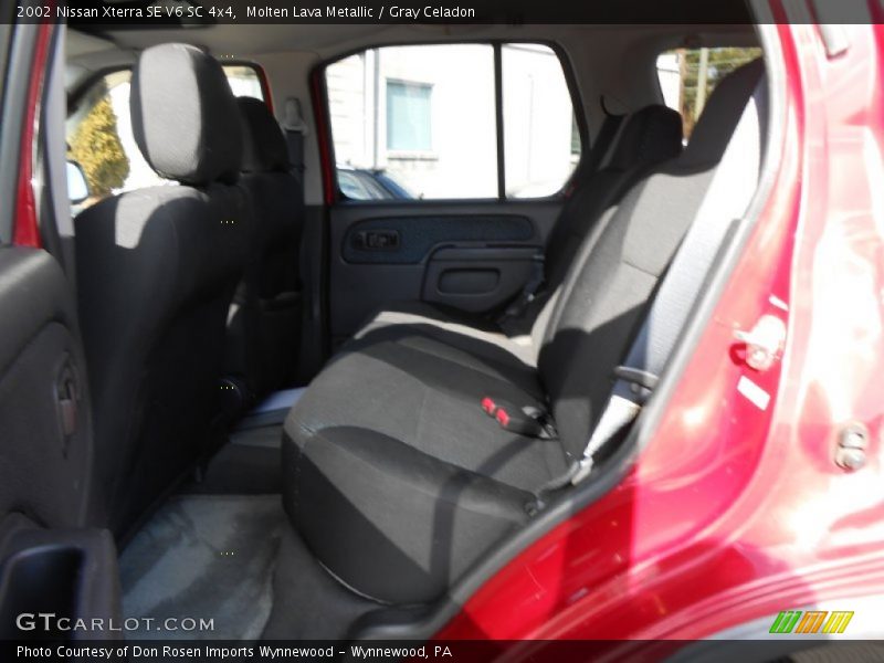 Molten Lava Metallic / Gray Celadon 2002 Nissan Xterra SE V6 SC 4x4
