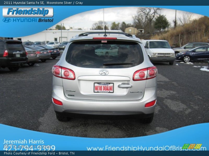 Moonstone Silver / Gray 2011 Hyundai Santa Fe SE