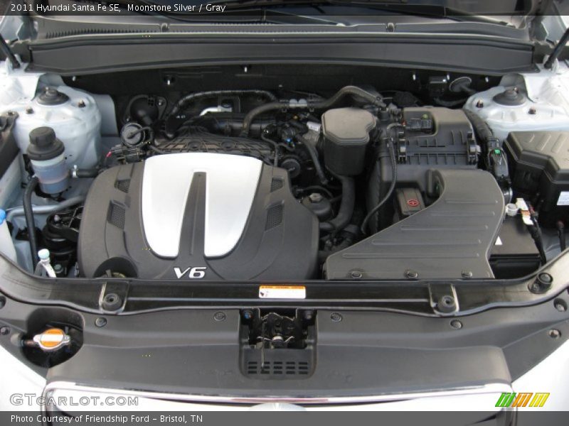 Moonstone Silver / Gray 2011 Hyundai Santa Fe SE