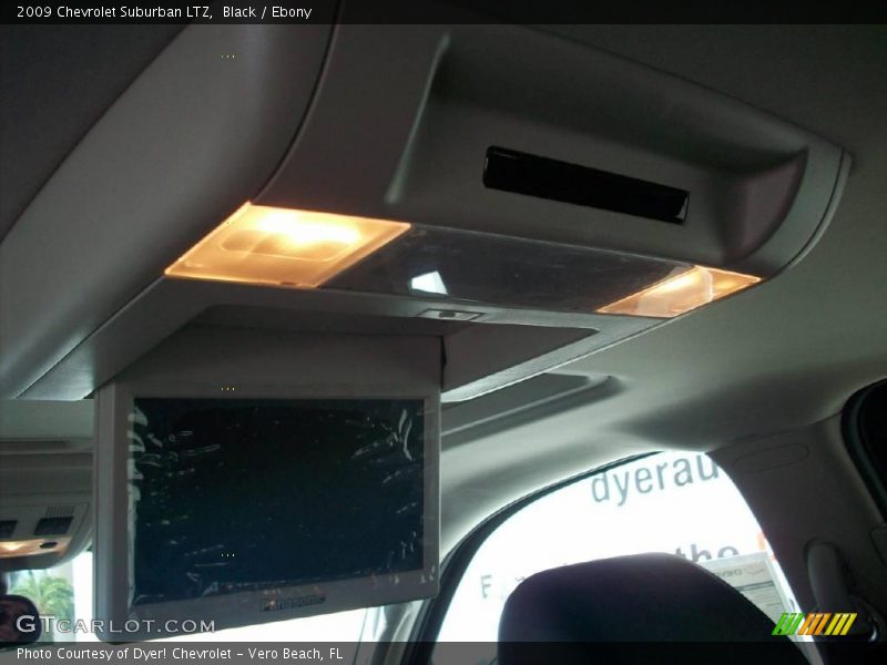 Black / Ebony 2009 Chevrolet Suburban LTZ