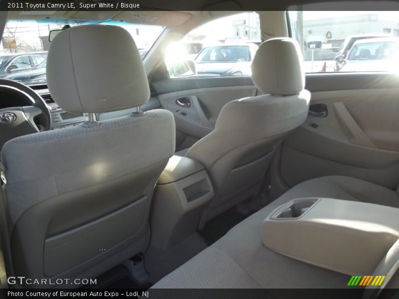 Super White / Bisque 2011 Toyota Camry LE