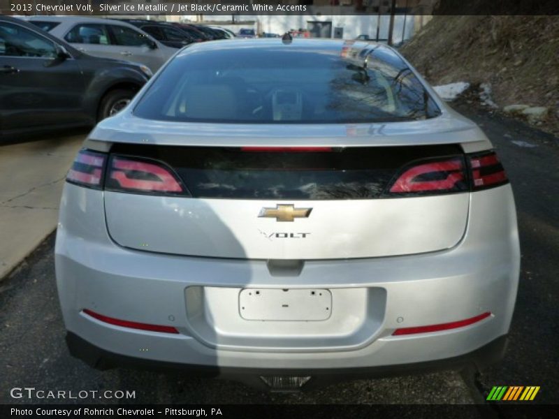 Silver Ice Metallic / Jet Black/Ceramic White Accents 2013 Chevrolet Volt