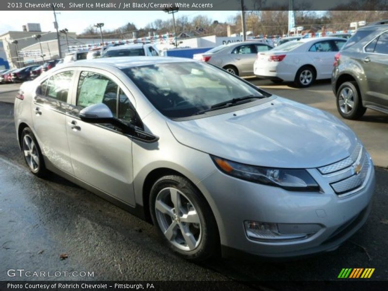 Silver Ice Metallic / Jet Black/Ceramic White Accents 2013 Chevrolet Volt