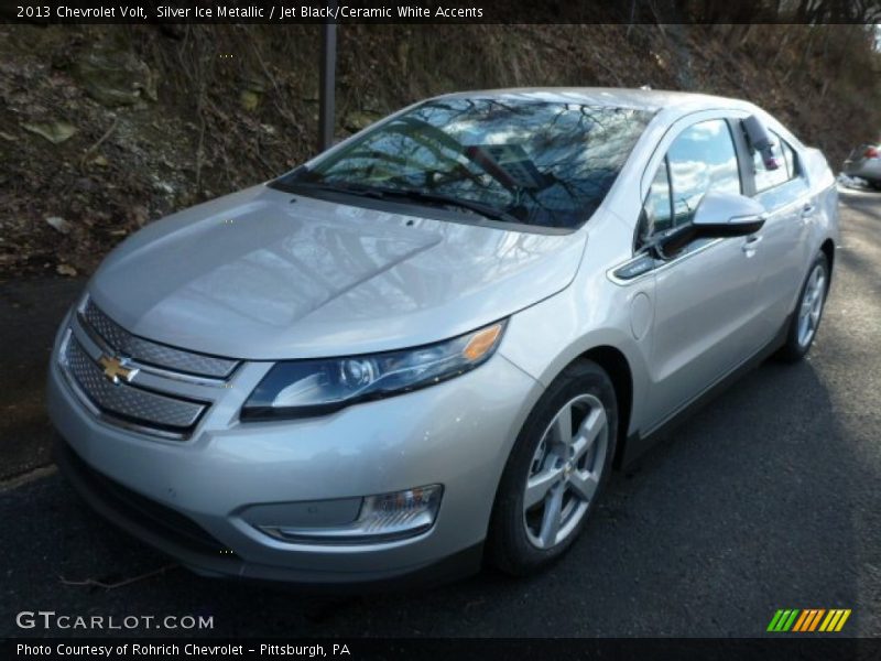 Silver Ice Metallic / Jet Black/Ceramic White Accents 2013 Chevrolet Volt