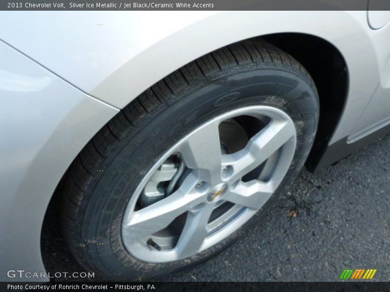 Silver Ice Metallic / Jet Black/Ceramic White Accents 2013 Chevrolet Volt