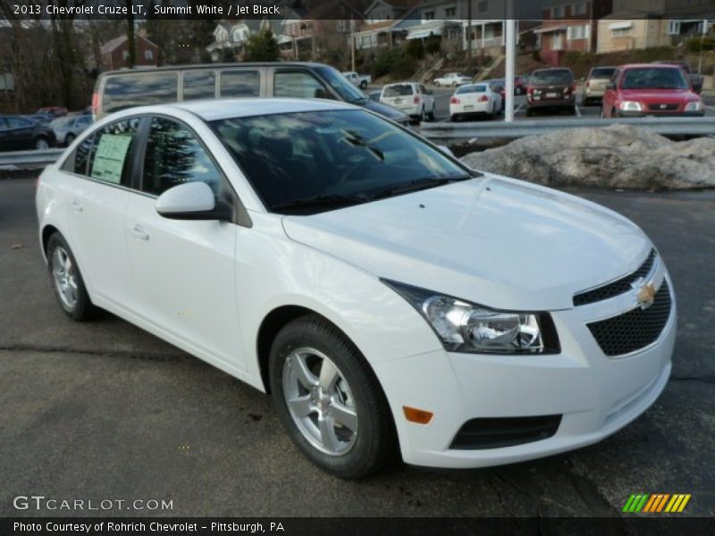 Summit White / Jet Black 2013 Chevrolet Cruze LT