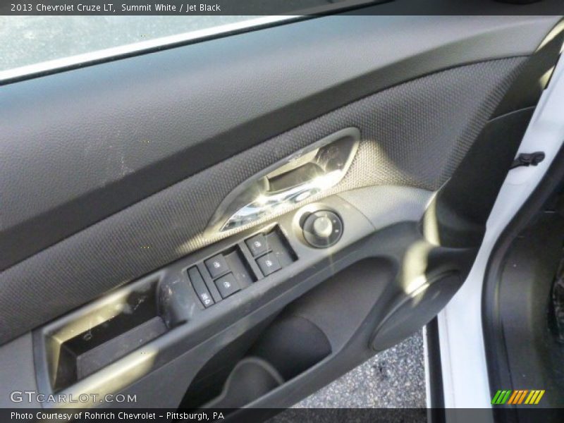 Summit White / Jet Black 2013 Chevrolet Cruze LT