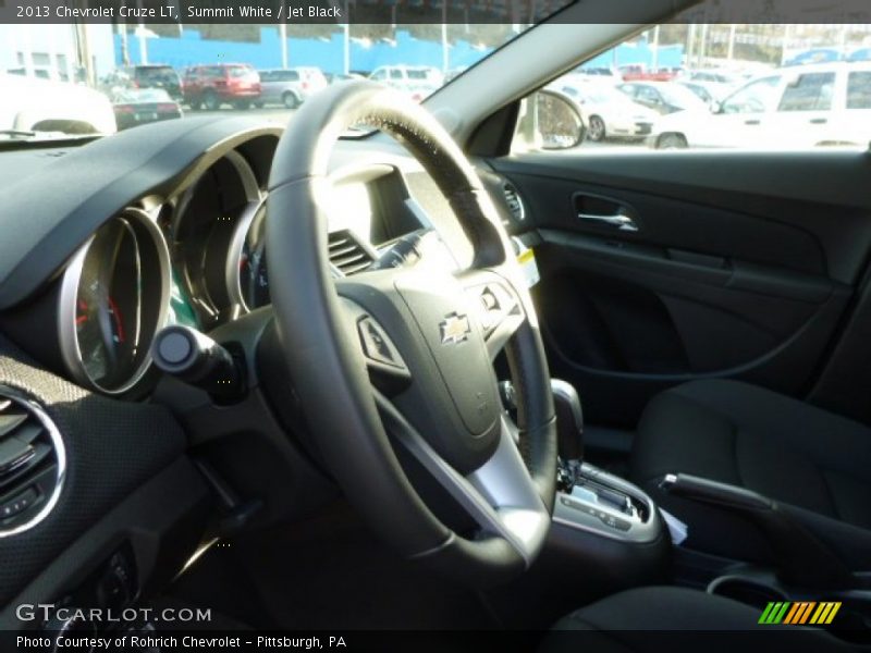 Summit White / Jet Black 2013 Chevrolet Cruze LT