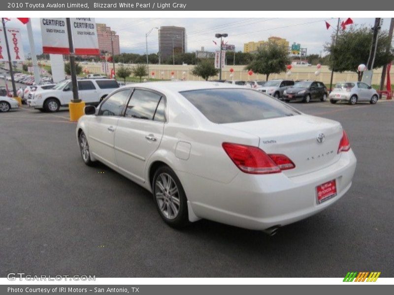 Blizzard White Pearl / Light Gray 2010 Toyota Avalon Limited