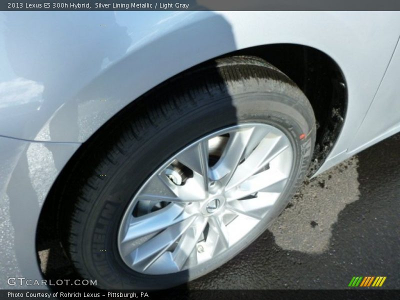 Silver Lining Metallic / Light Gray 2013 Lexus ES 300h Hybrid