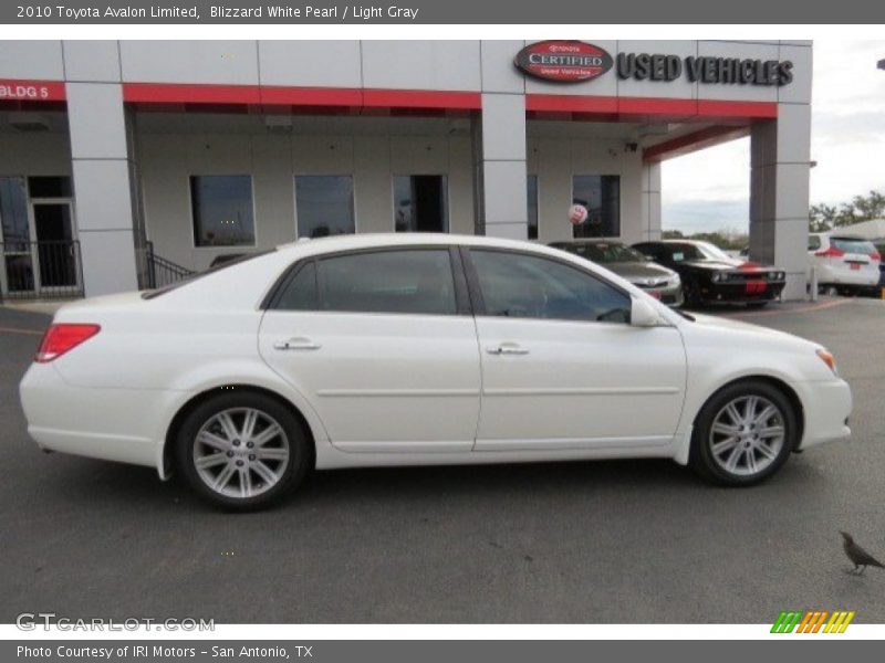 Blizzard White Pearl / Light Gray 2010 Toyota Avalon Limited