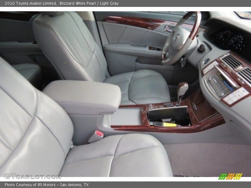 Blizzard White Pearl / Light Gray 2010 Toyota Avalon Limited