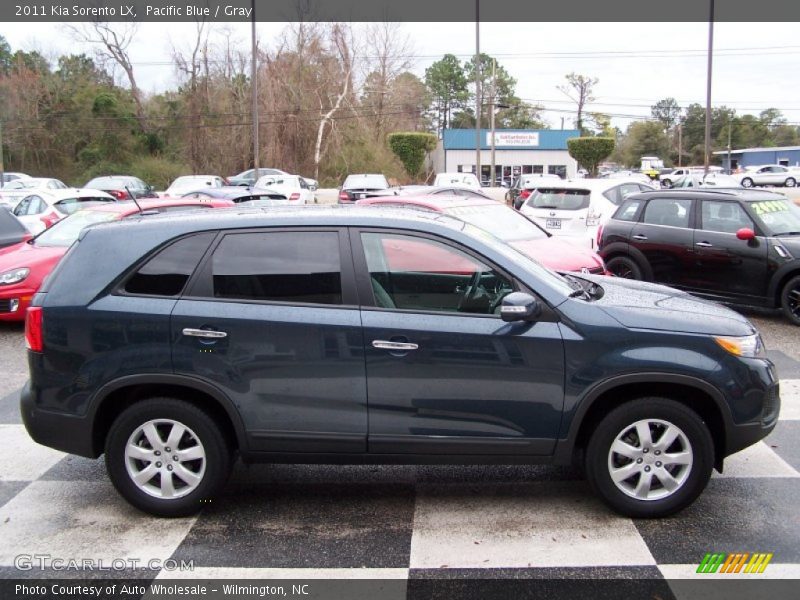 Pacific Blue / Gray 2011 Kia Sorento LX