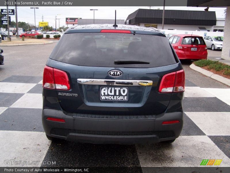 Pacific Blue / Gray 2011 Kia Sorento LX