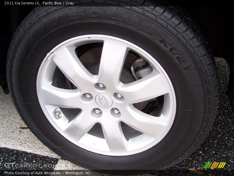  2011 Sorento LX Wheel