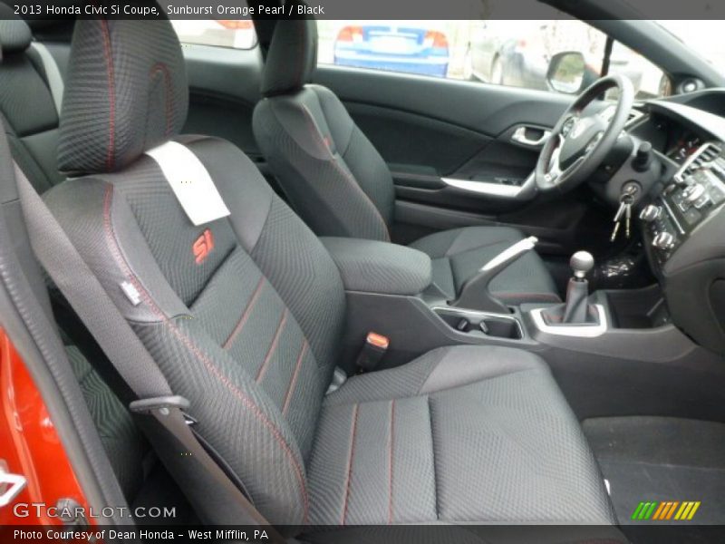 Front Seat of 2013 Civic Si Coupe
