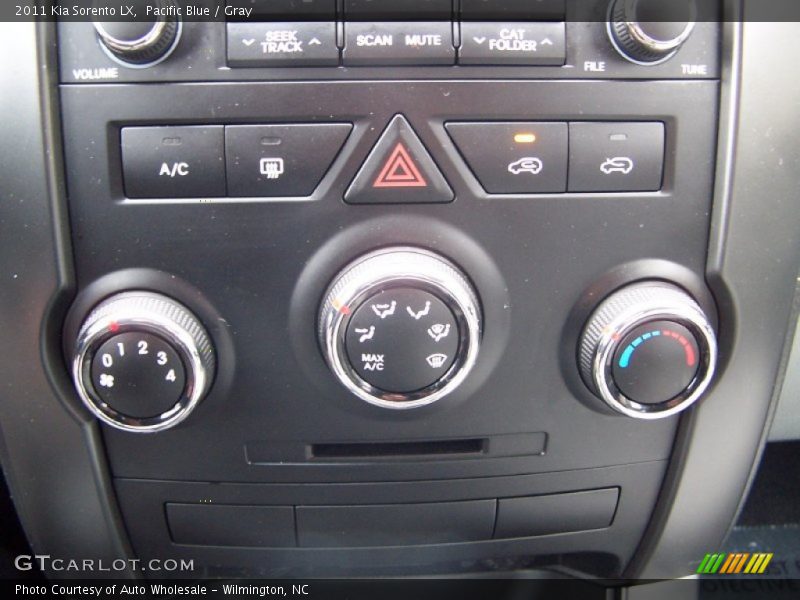 Pacific Blue / Gray 2011 Kia Sorento LX
