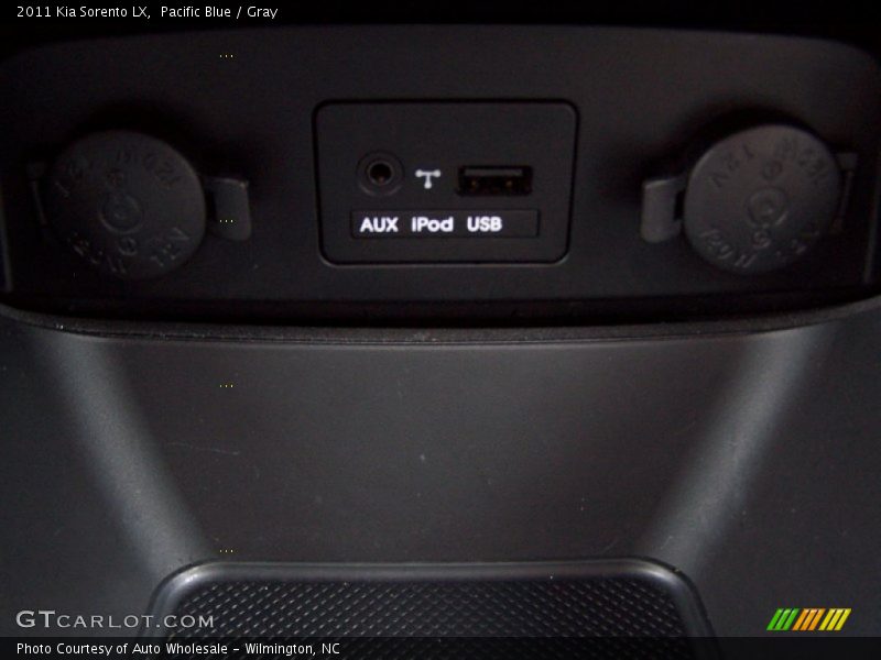 Pacific Blue / Gray 2011 Kia Sorento LX