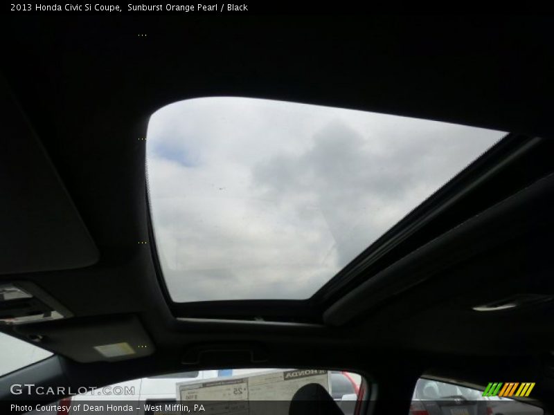 Sunroof of 2013 Civic Si Coupe