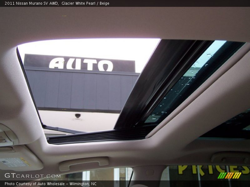 Glacier White Pearl / Beige 2011 Nissan Murano SV AWD