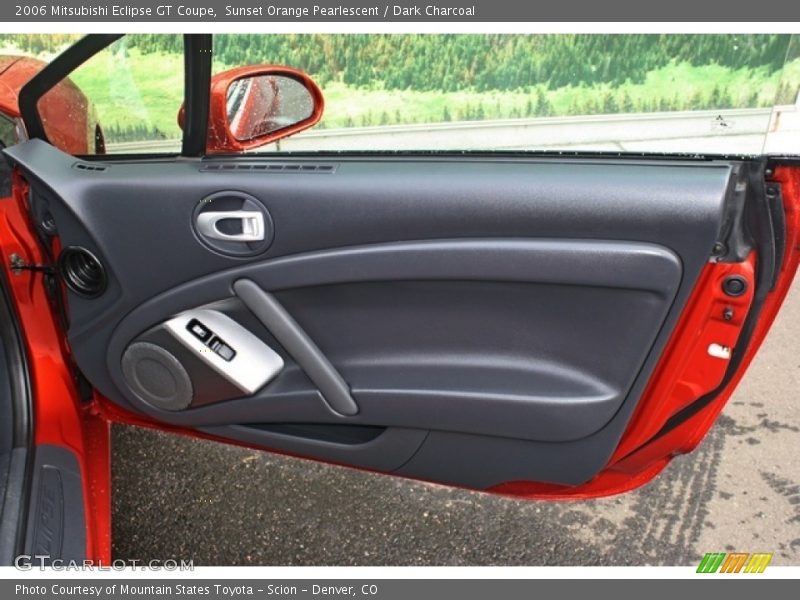 Door Panel of 2006 Eclipse GT Coupe