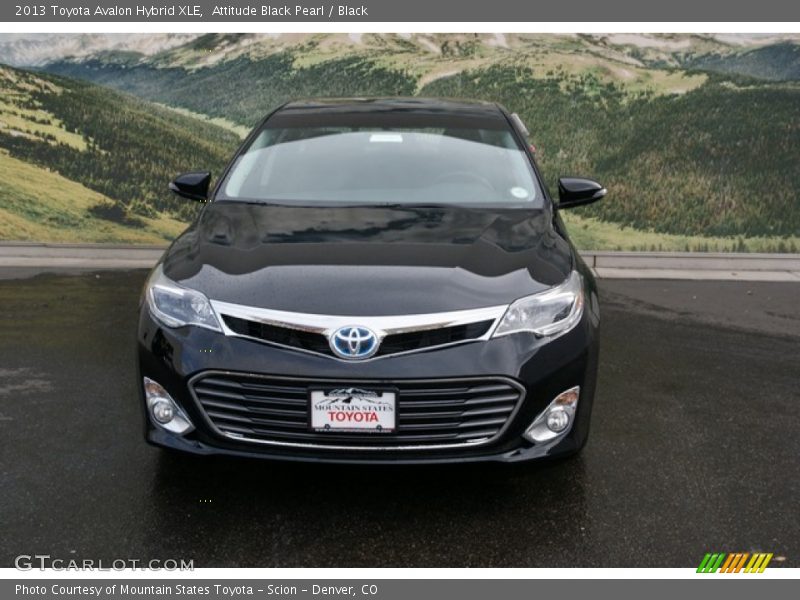 Attitude Black Pearl / Black 2013 Toyota Avalon Hybrid XLE