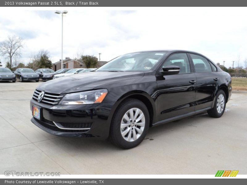 Black / Titan Black 2013 Volkswagen Passat 2.5L S