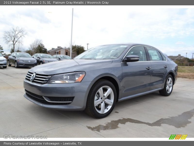 Platinum Gray Metallic / Moonrock Gray 2013 Volkswagen Passat 2.5L SE