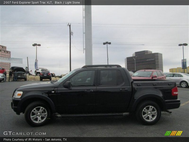 Black / Light Stone 2007 Ford Explorer Sport Trac XLT