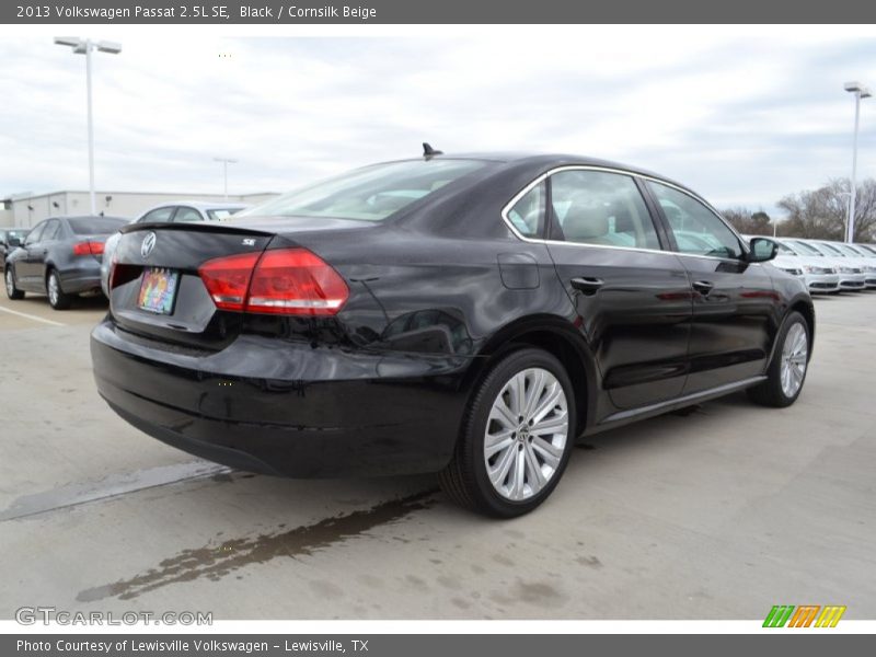 Black / Cornsilk Beige 2013 Volkswagen Passat 2.5L SE