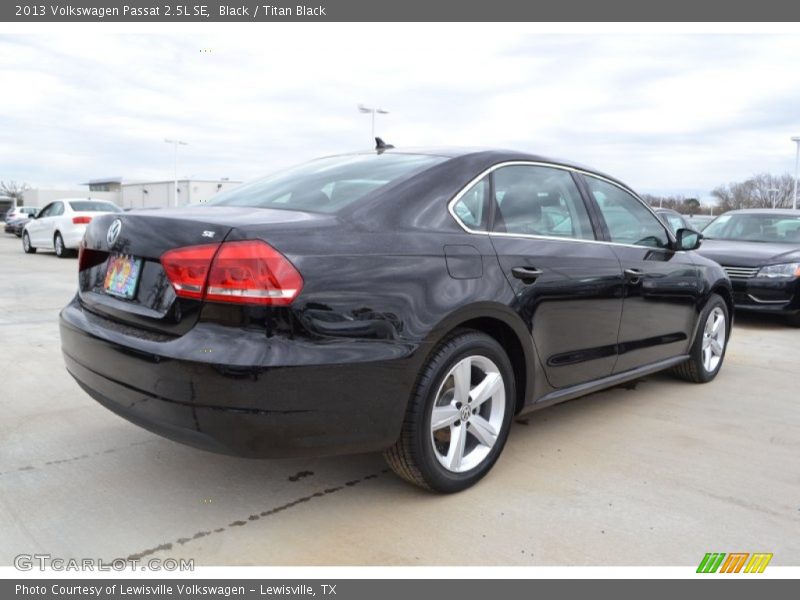 Black / Titan Black 2013 Volkswagen Passat 2.5L SE
