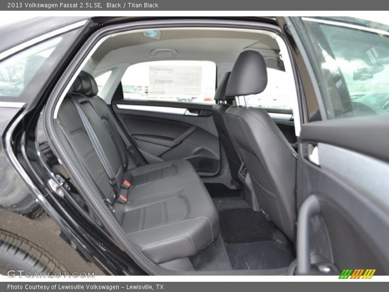 Black / Titan Black 2013 Volkswagen Passat 2.5L SE