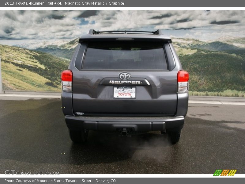 Magnetic Gray Metallic / Graphite 2013 Toyota 4Runner Trail 4x4