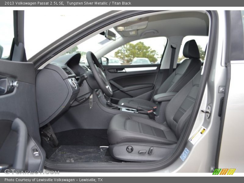 Tungsten Silver Metallic / Titan Black 2013 Volkswagen Passat 2.5L SE