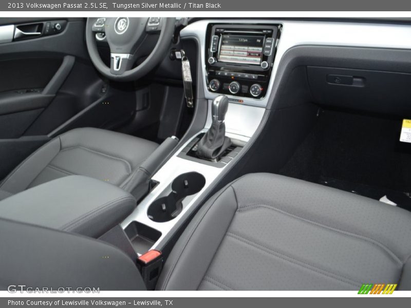 Tungsten Silver Metallic / Titan Black 2013 Volkswagen Passat 2.5L SE