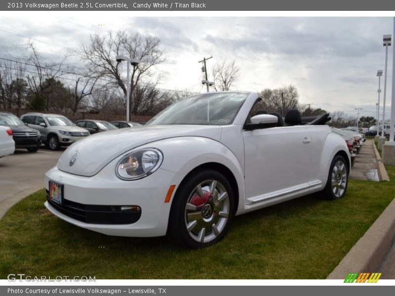 Front 3/4 View of 2013 Beetle 2.5L Convertible