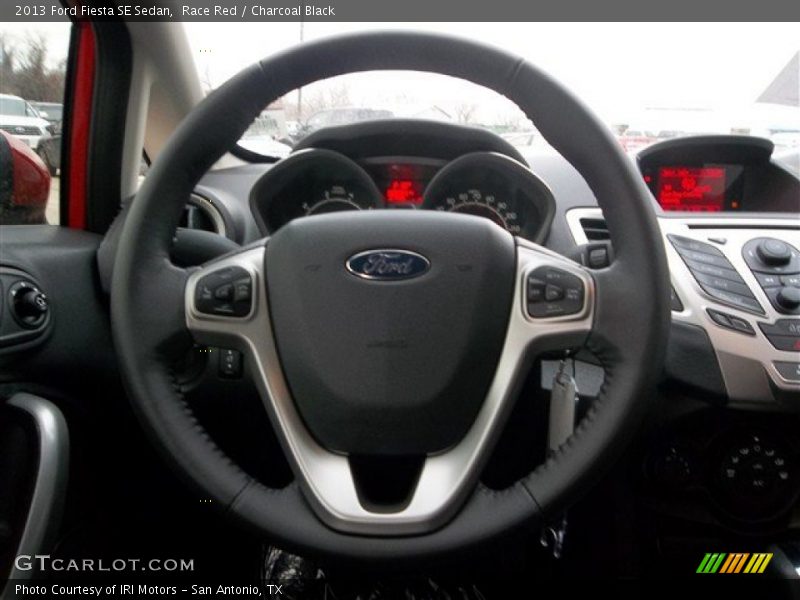 Race Red / Charcoal Black 2013 Ford Fiesta SE Sedan