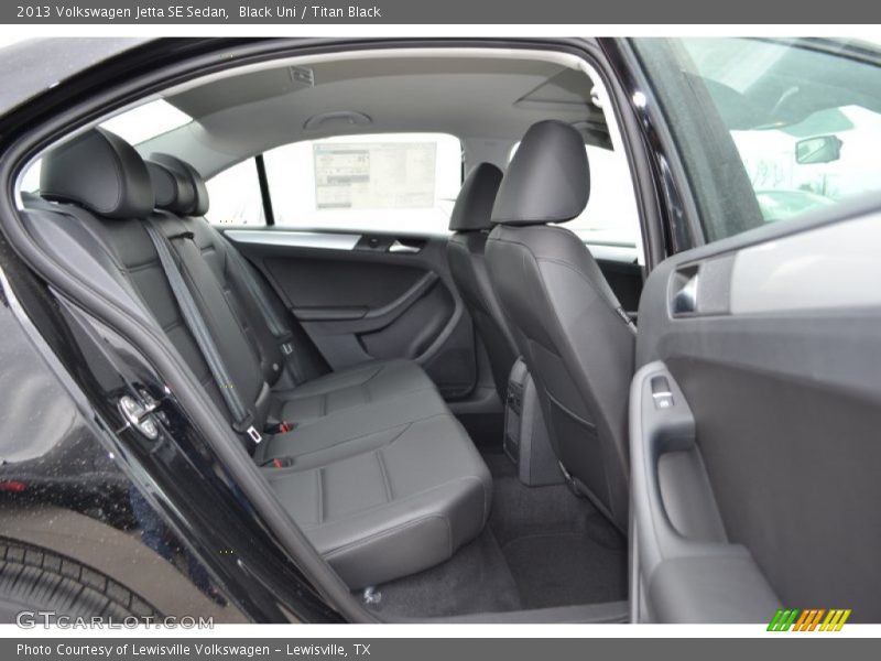 Black Uni / Titan Black 2013 Volkswagen Jetta SE Sedan