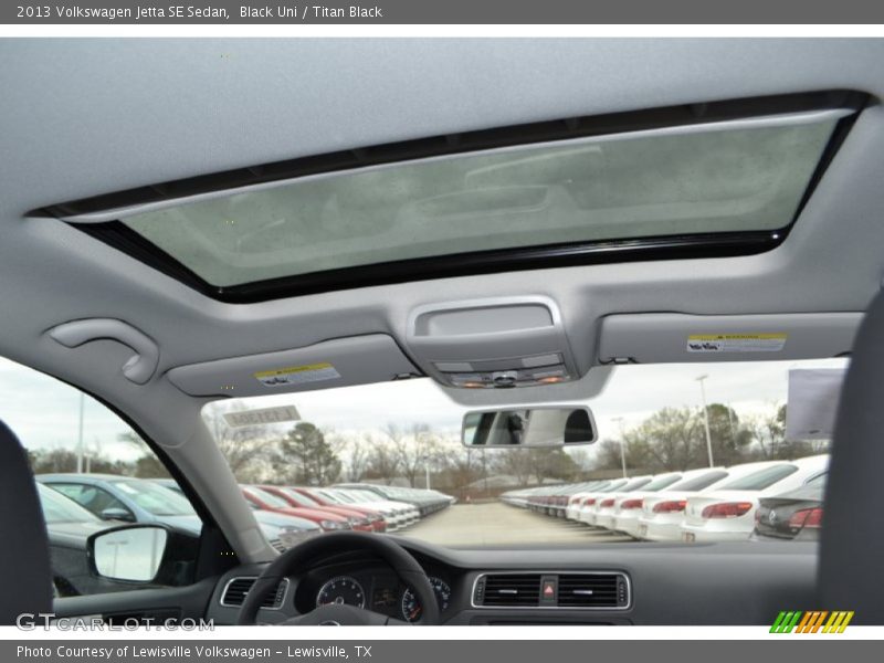Black Uni / Titan Black 2013 Volkswagen Jetta SE Sedan