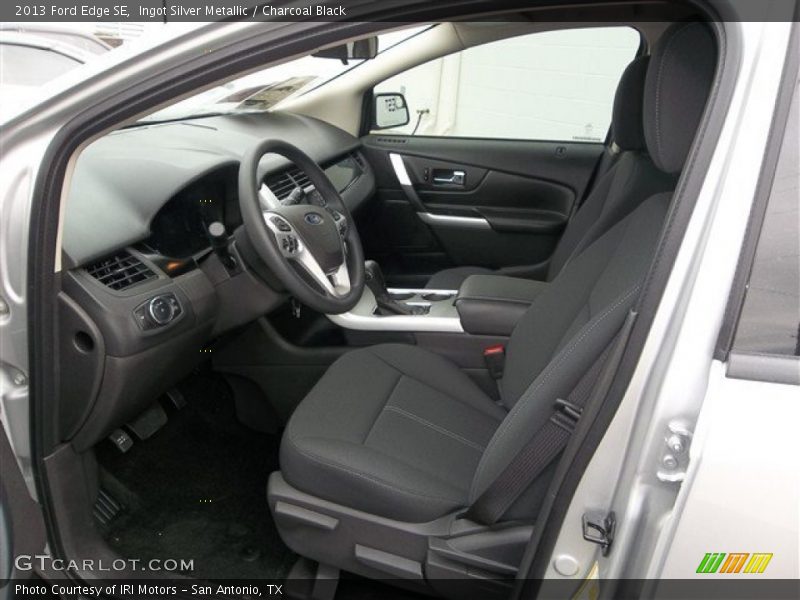 Ingot Silver Metallic / Charcoal Black 2013 Ford Edge SE